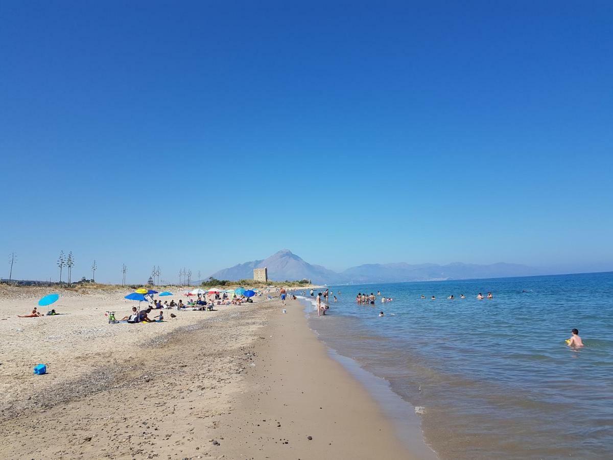 Mansarda Con Vista Piscina Villa Кампофеличе ди Рокела Екстериор снимка